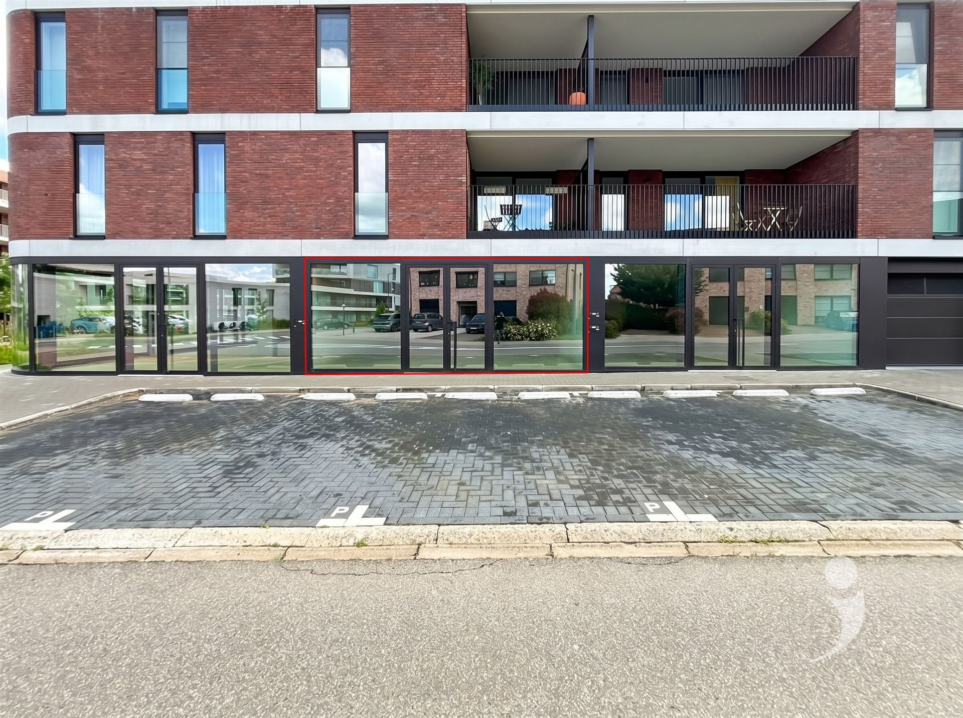 Commercieel te koop in HERENT