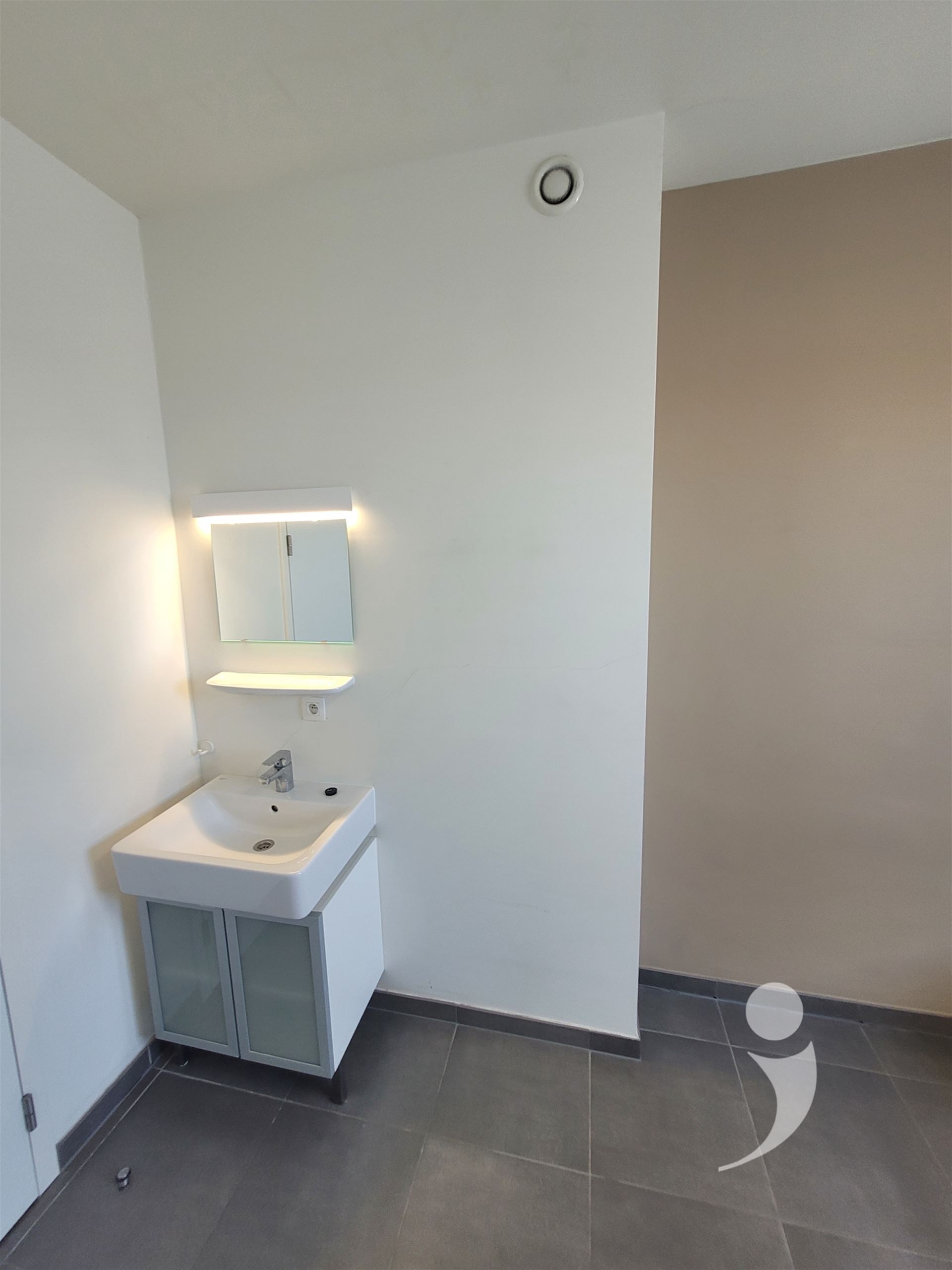 Dorm room for rent in LEUVEN