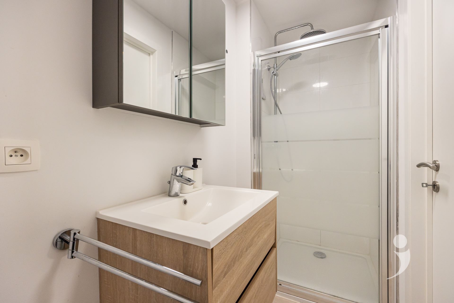 Dorm room for sale in LEUVEN