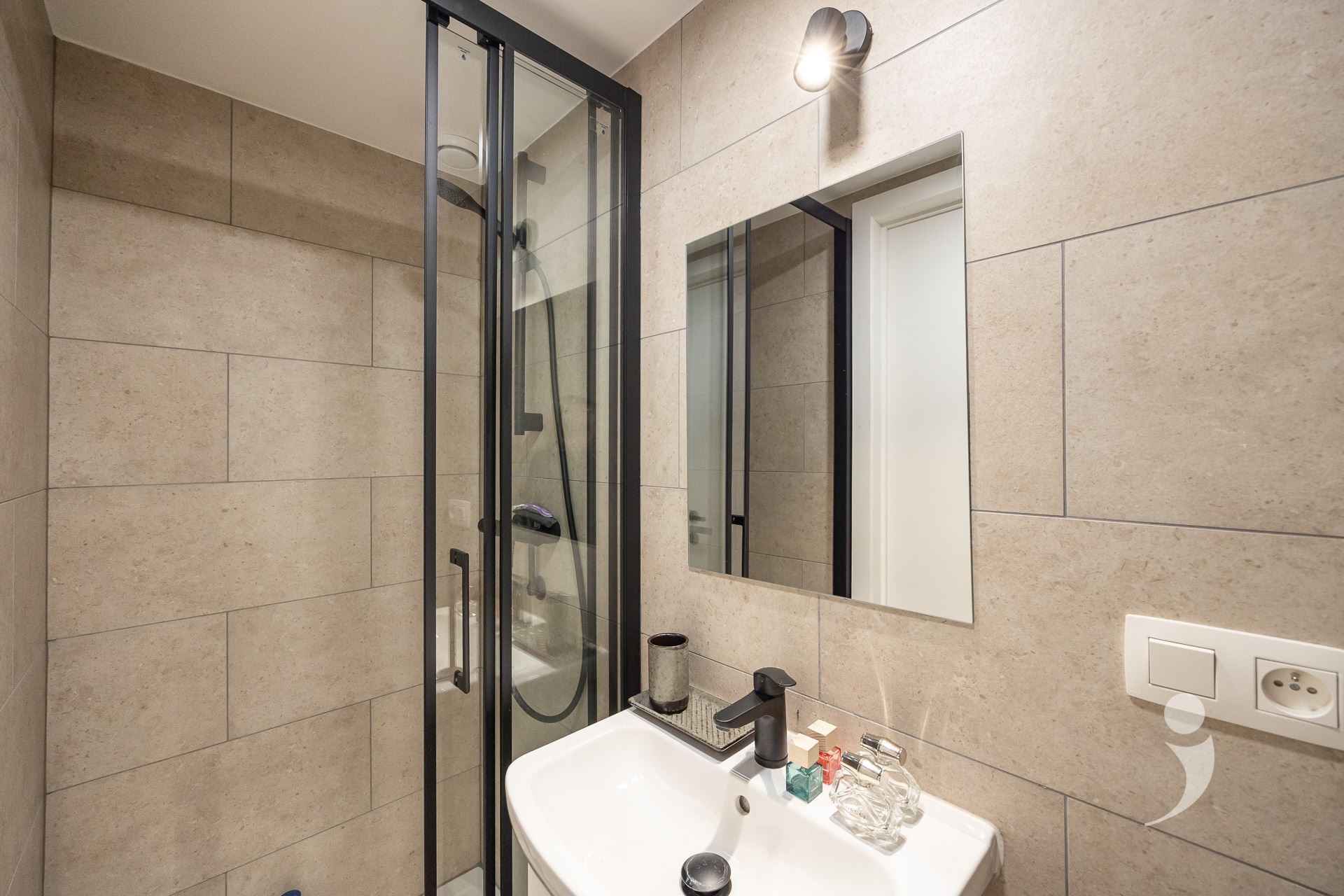 Dorm room for sale in LEUVEN