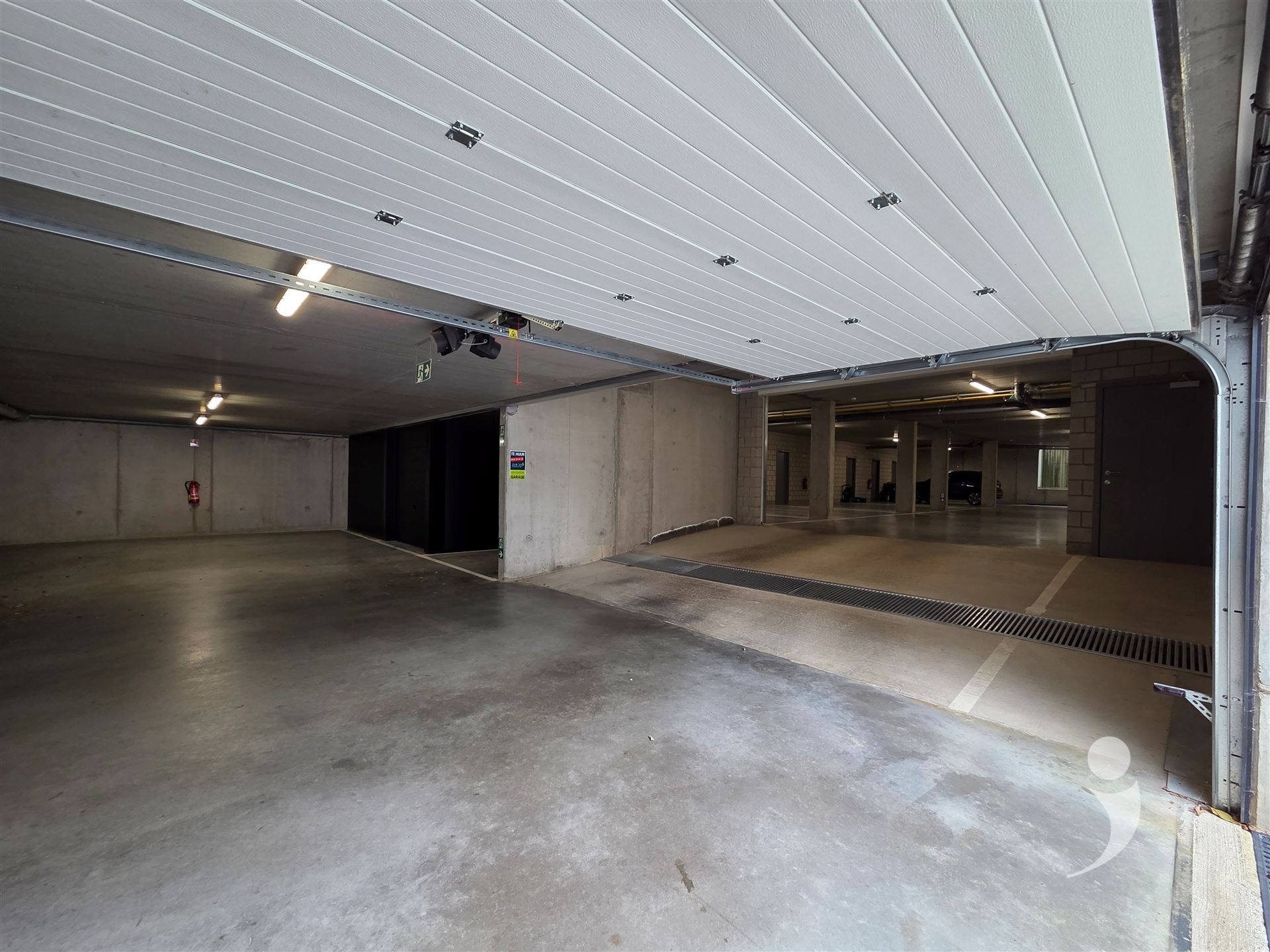 Garage / parking te huur in TIELT