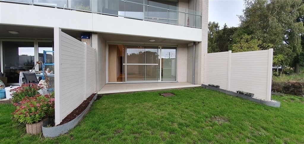 Gelijkvloerse verdieping te huur in WINKSELE