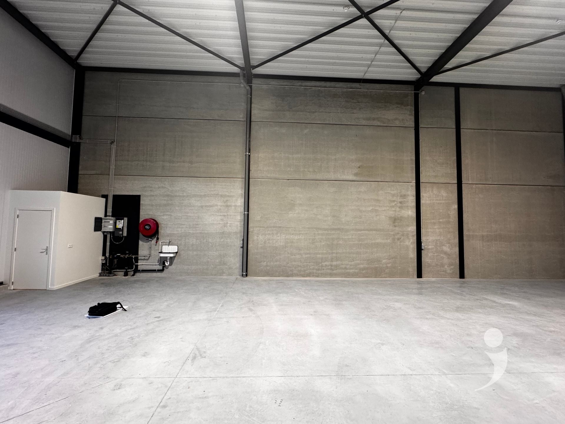 Handelspand for rent in STEENOKKERZEEL