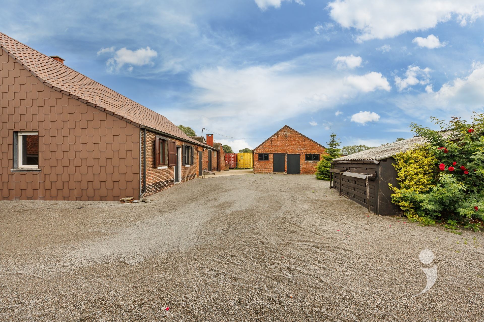 Huis te koop in RIJMENAM