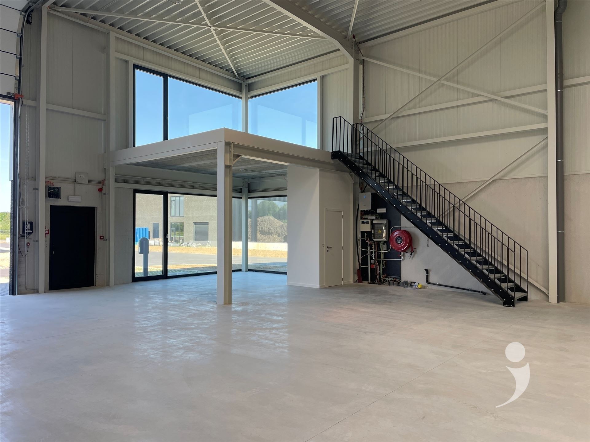 Industrieel gebouw te huur in HERENT