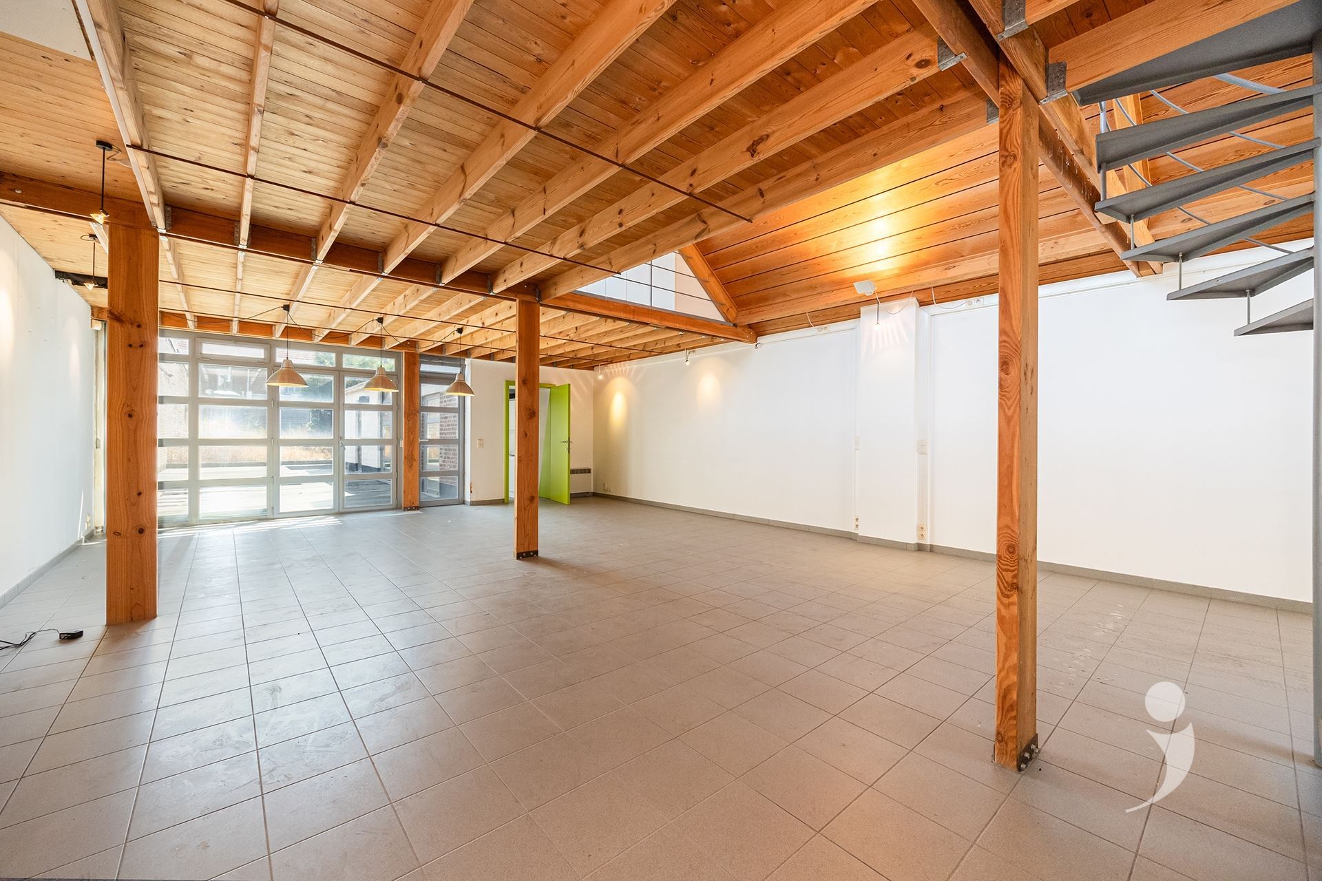 Kantoor te koop in KESSEL-LO