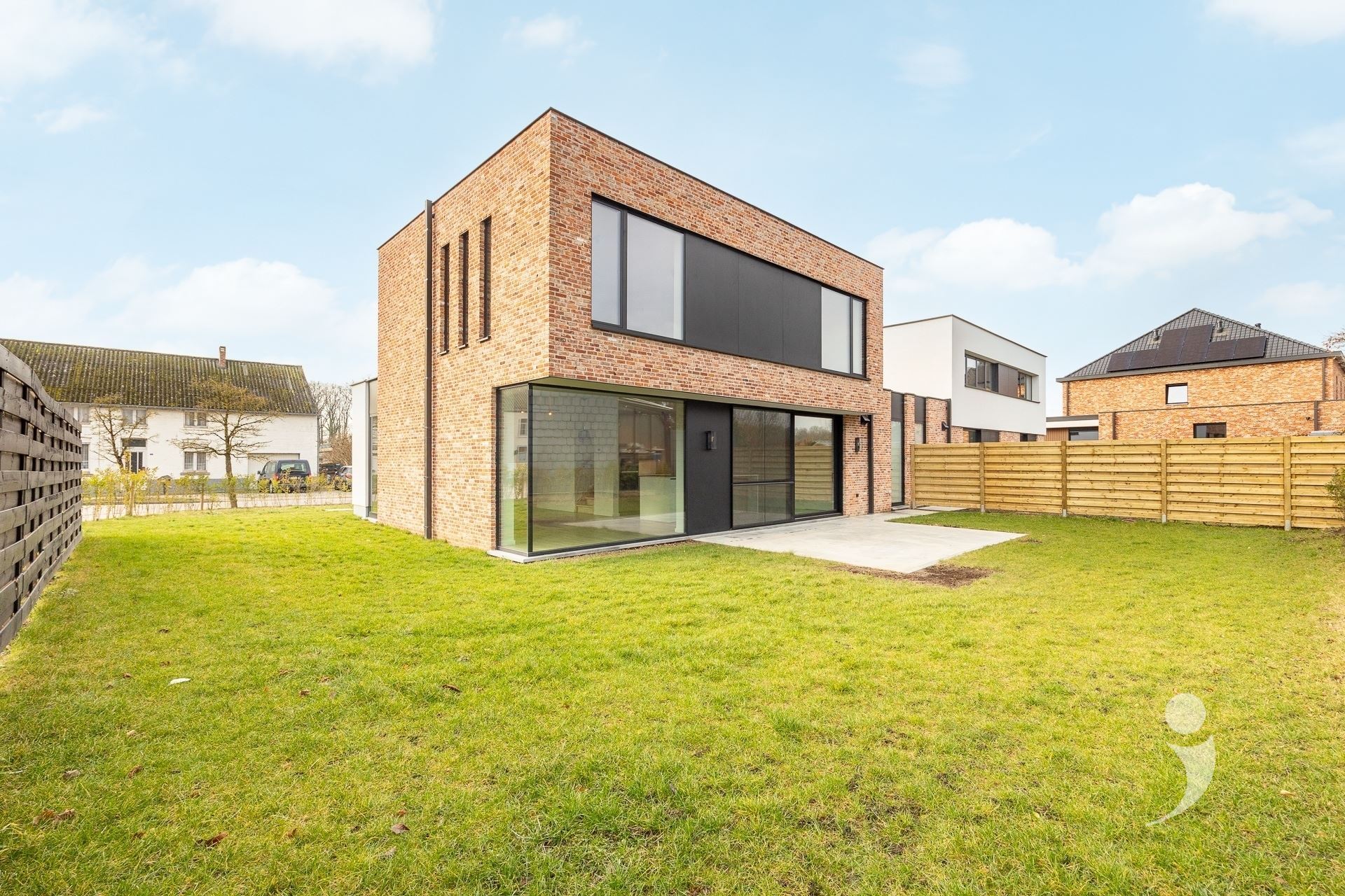Nieuwbouw woning te koop in HOUWAART