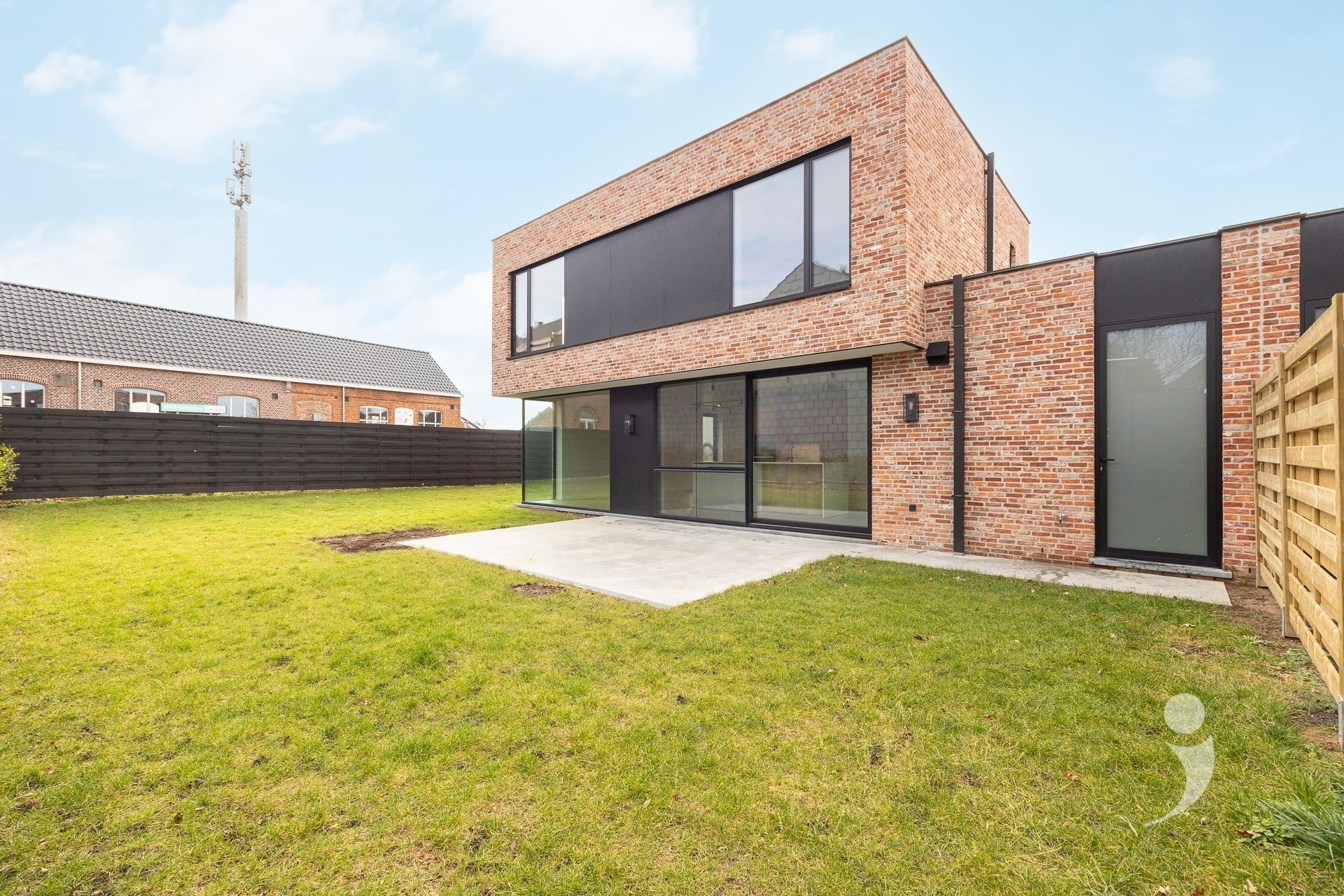 Nieuwbouw woning te koop in HOUWAART
