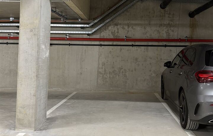 Binnenstaanplaats te huur in LEUVEN