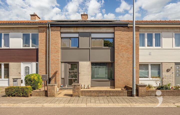 Villa/House/Farm for sale in WEZEMAAL