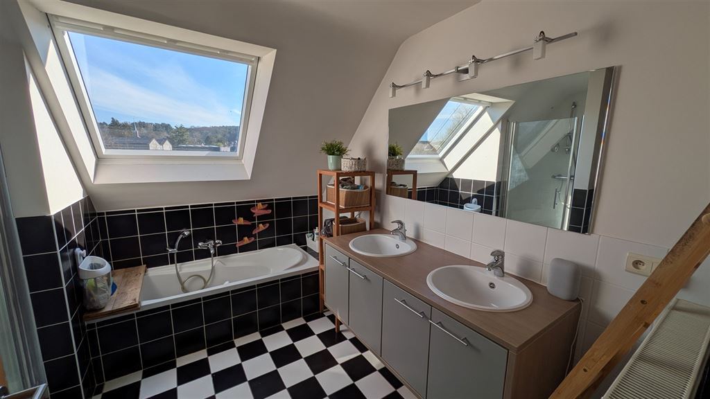 Villa/House/Farm for rent in SINT-JORIS-WEERT