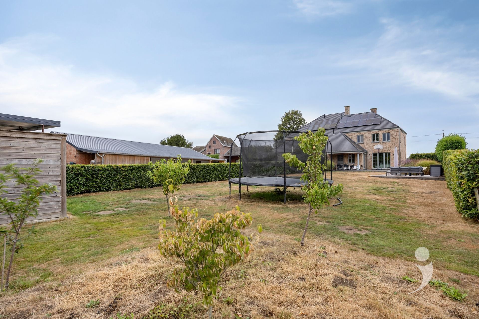 Villa/House/Farm for sale in BUDINGEN
