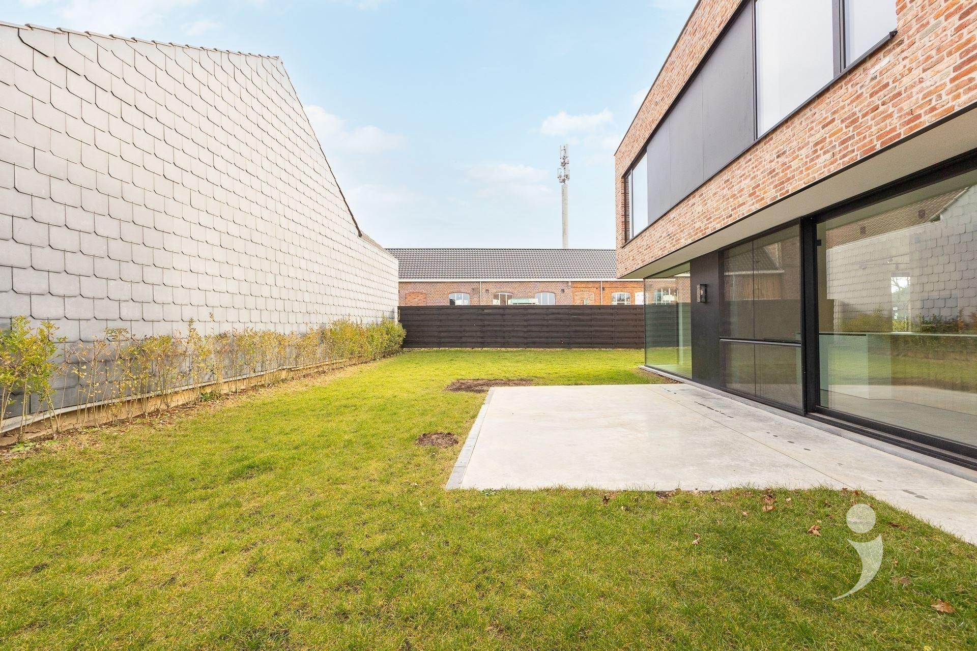 Villa/House/Farm for sale in HOUWAART