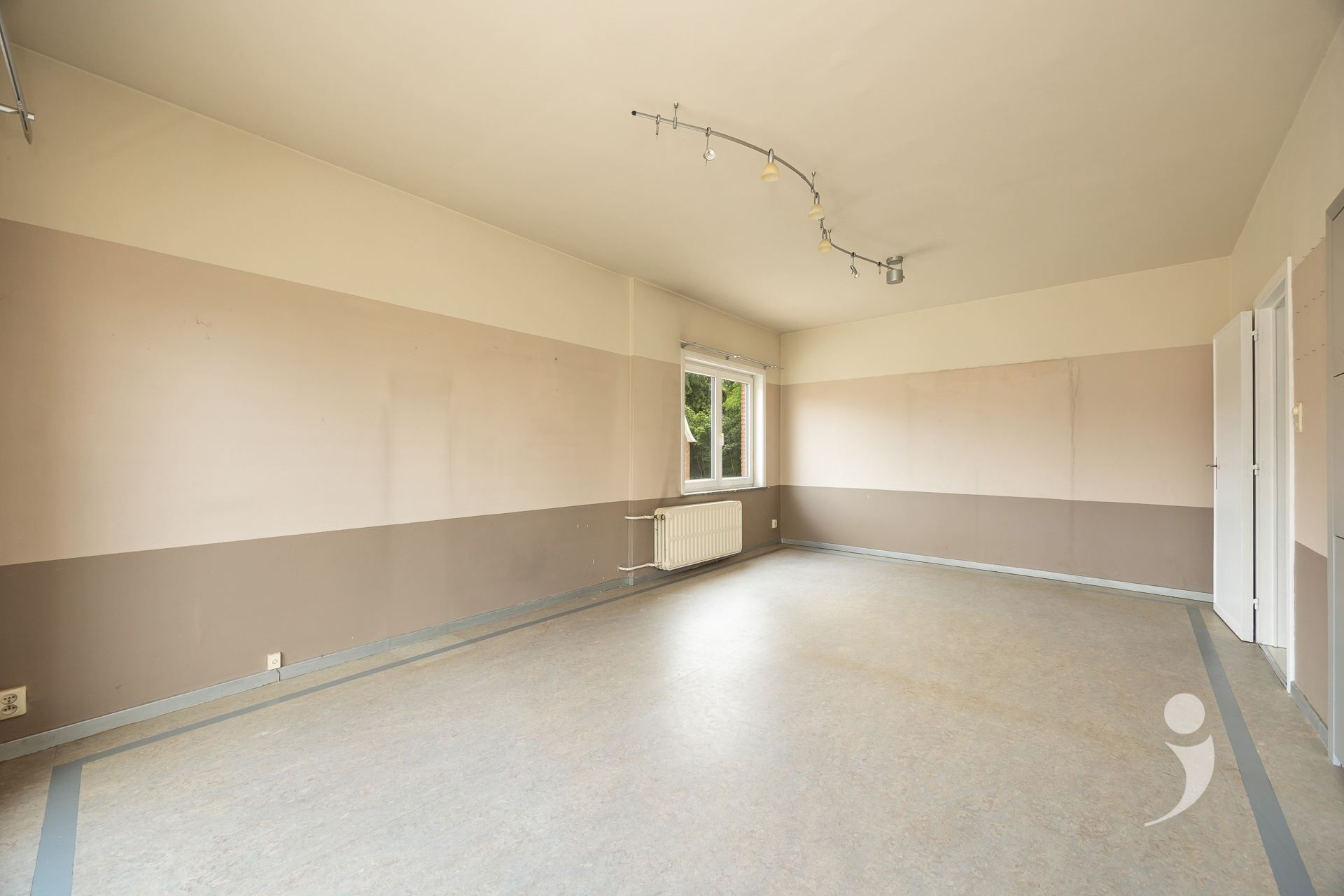 Villa/House/Farm for sale in KESSEL-LO