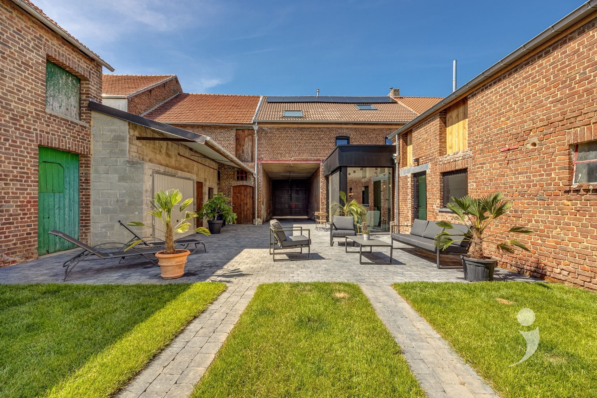Villa/House/Farm for sale in KUMTICH