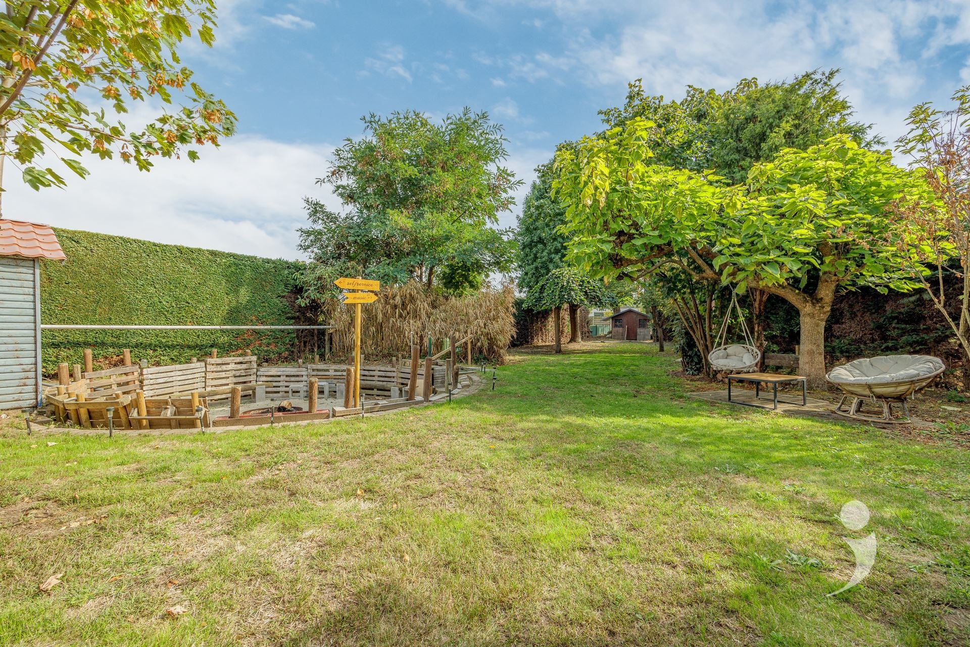 Villa/House/Farm for sale in LANGDORP