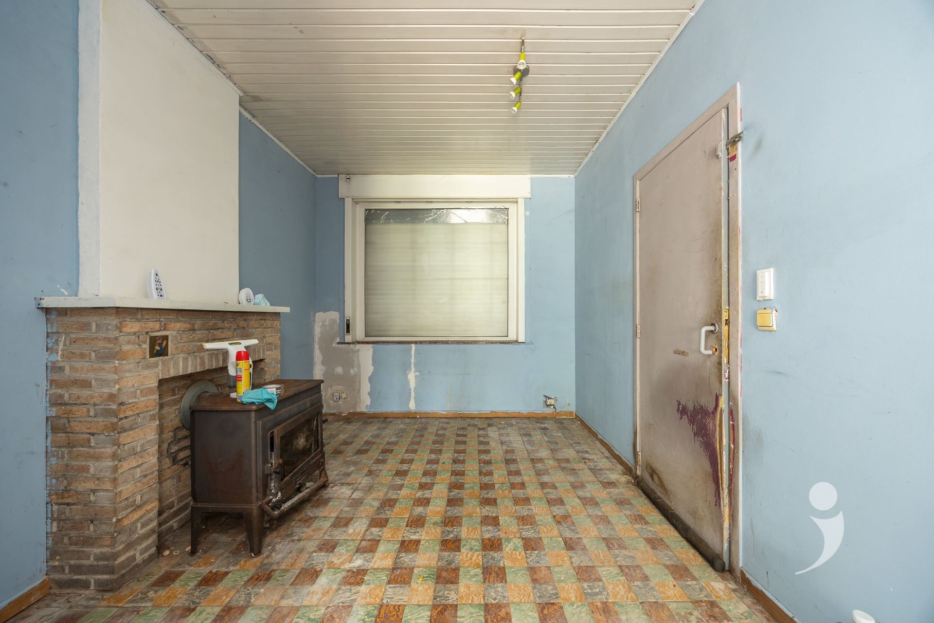 Villa/House/Farm for sale in LOVENJOEL