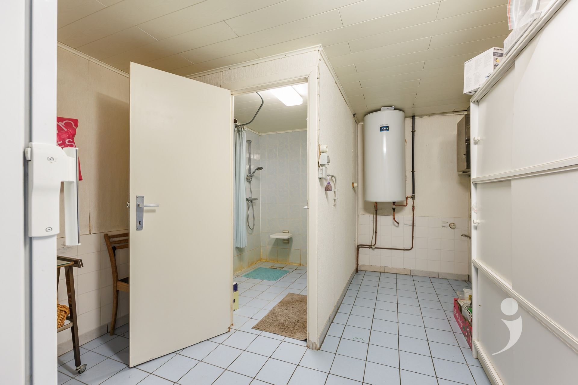 Villa/House/Farm for sale in RIJMENAM