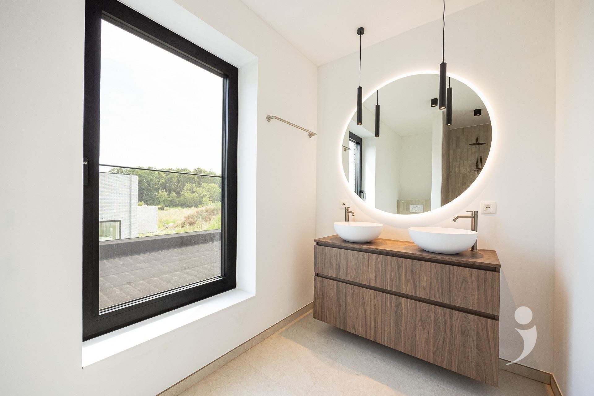 Villa/House/Farm for sale in ROTSELAAR