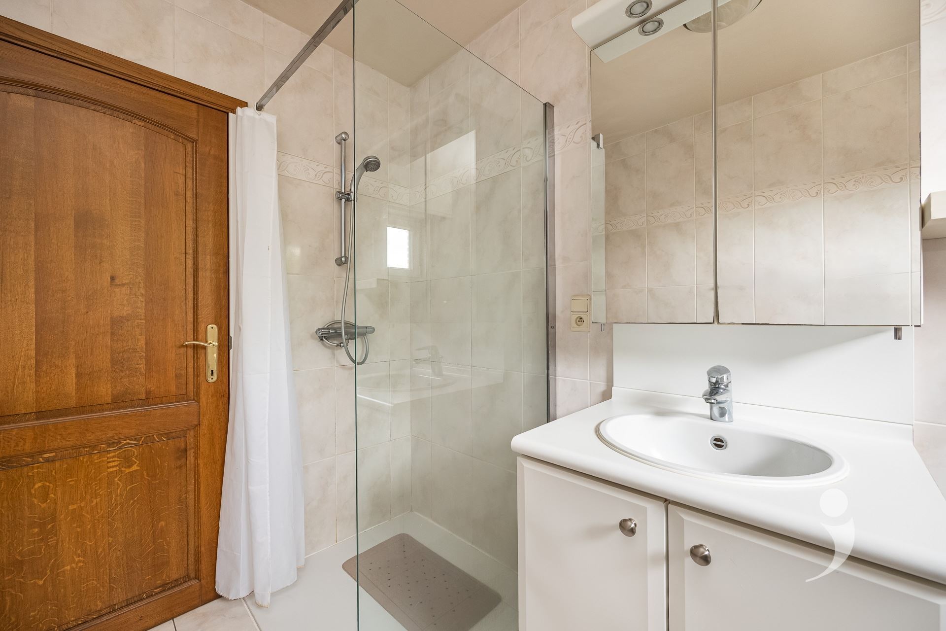 Villa/House/Farm for sale in VELTEM-BEISEM